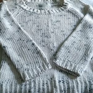 American Eagle  Cropped Sweater